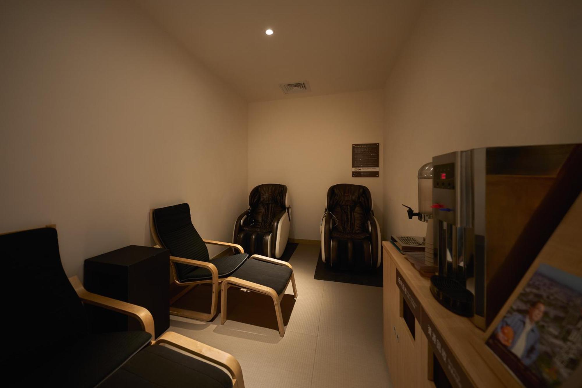 Hotel Royal Chiao Hsi Jiaoxi Exterior foto Massage chairs