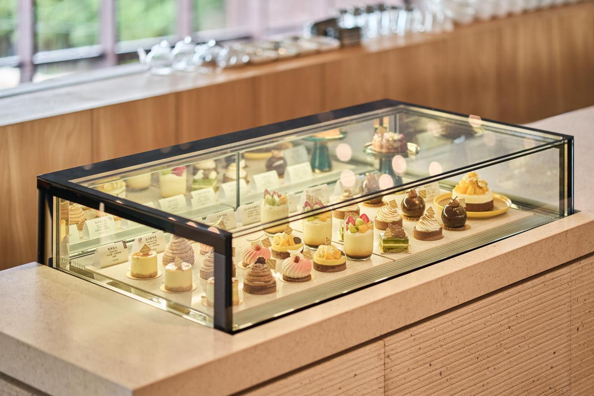 Hotel Royal Chiao Hsi Jiaoxi Exterior foto A pastry display case