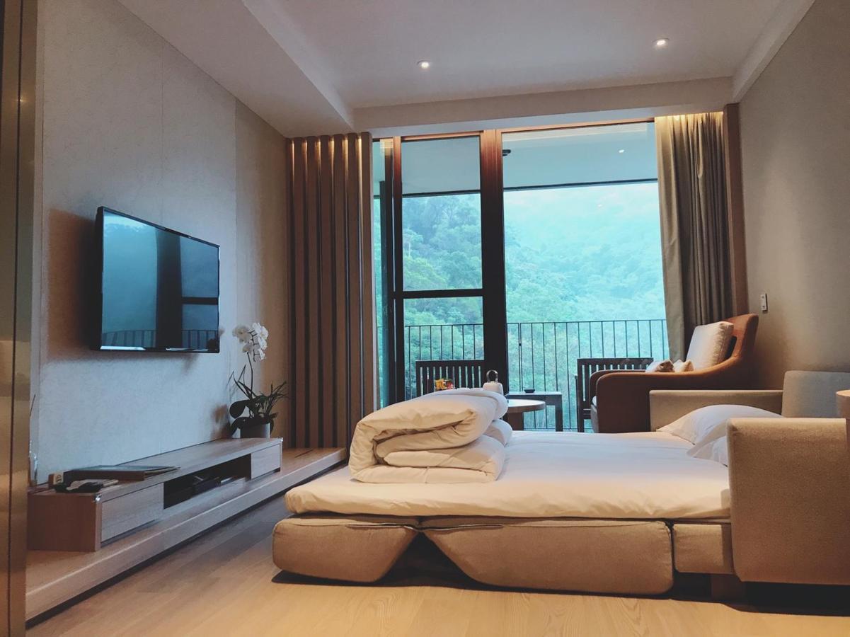 Hotel Royal Chiao Hsi Jiaoxi Exterior foto A sofa bed